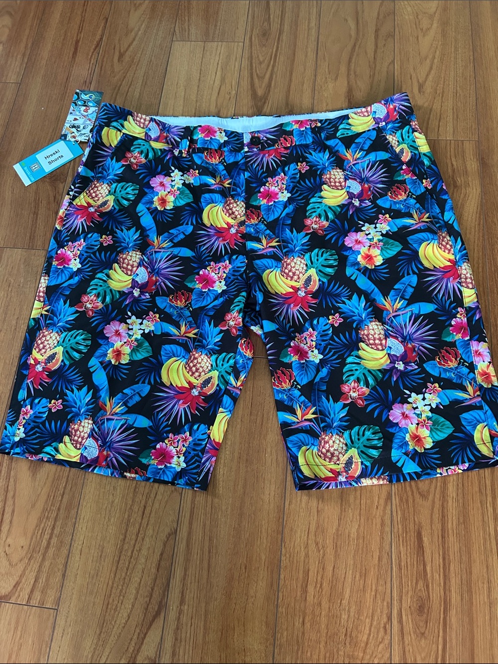 Men’s tropical swim shorts